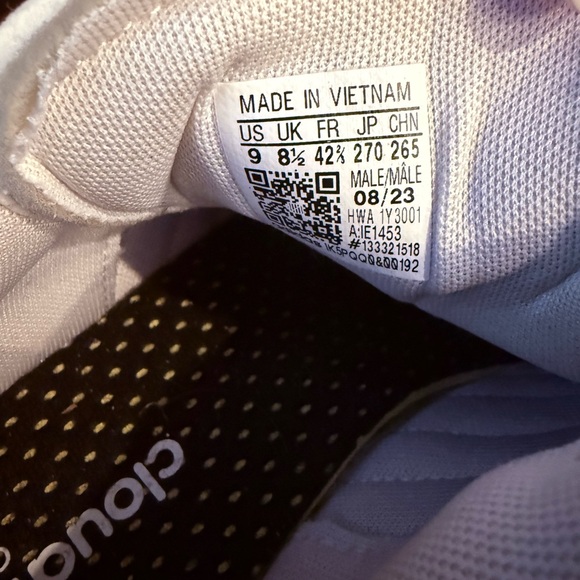 Adidas Men's Blue and White Sneakers - Picture 5 of 5